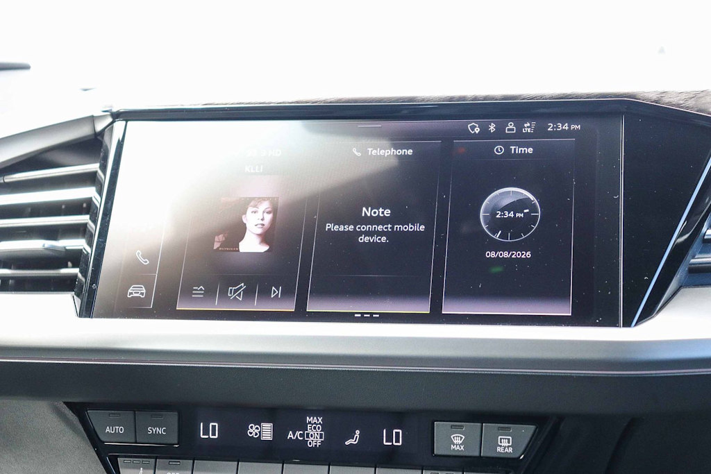 Thumbnail: 2023 Audi Q4 e-tron - 13