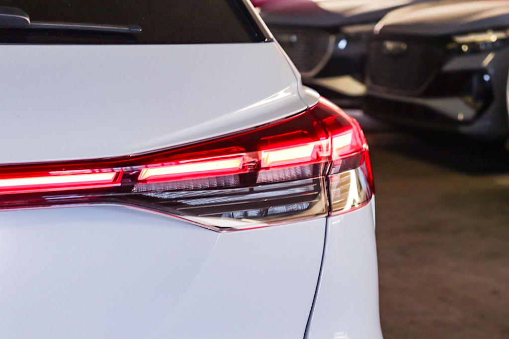 Thumbnail: 2023 Audi Q4 e-tron - 12