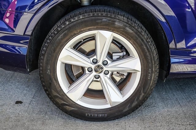 Thumbnail: 2022 Audi Q7 - 11