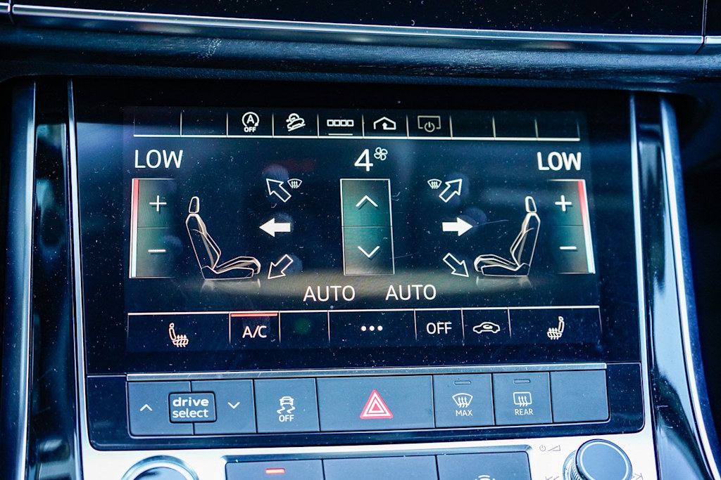 Thumbnail: 2022 Audi Q7 - 26