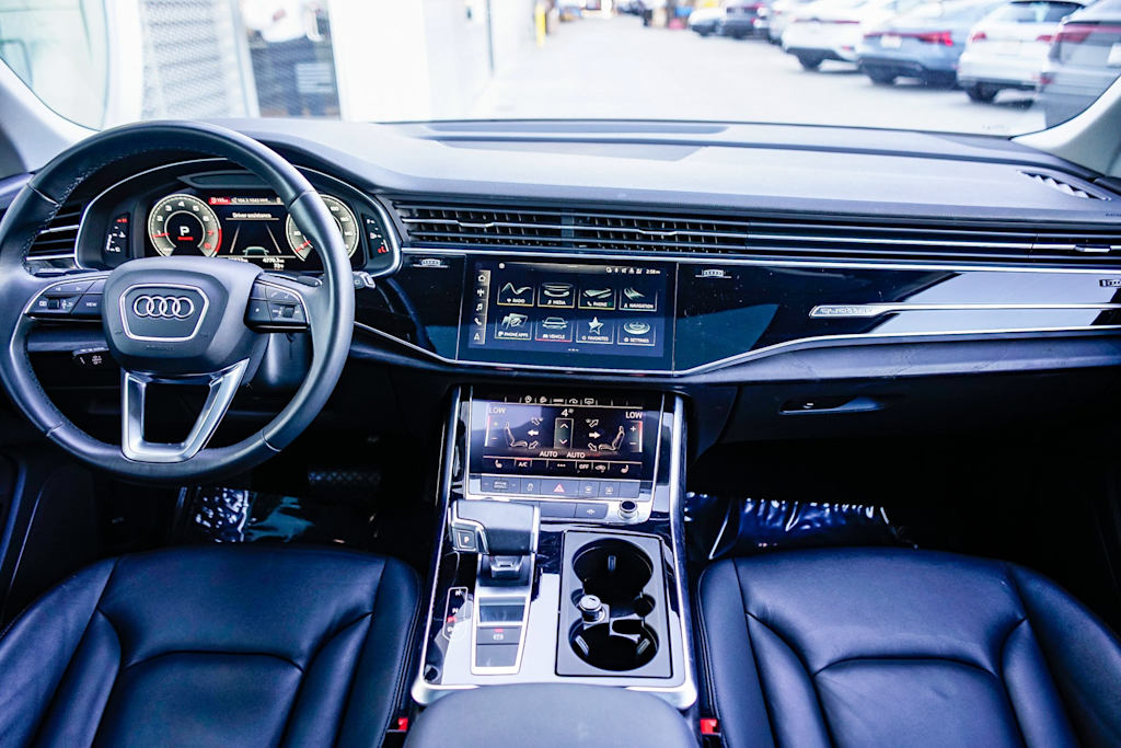 Thumbnail: 2022 Audi Q7 - 2