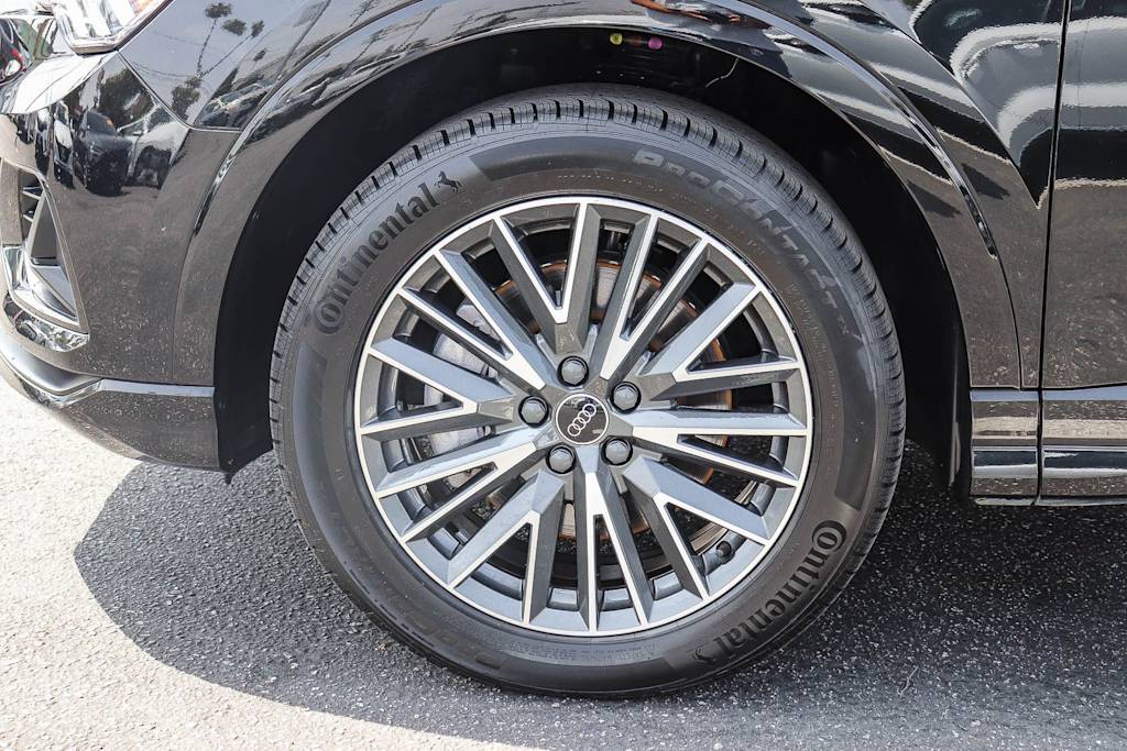 Thumbnail: 2023 Audi Q3 - 6