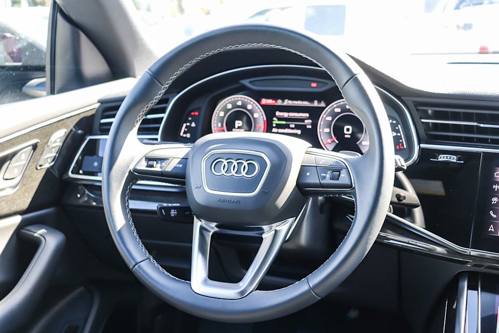 Thumbnail: 2026 Audi Q8 - 12