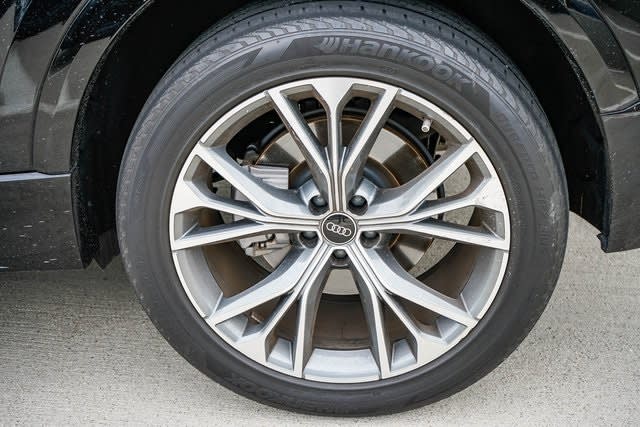 Thumbnail: 2022 Audi Q8 - 5