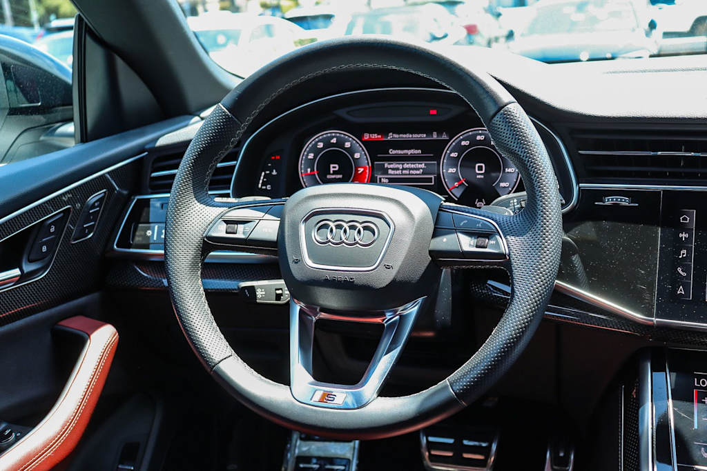 Thumbnail: 2023 Audi SQ8 - 11