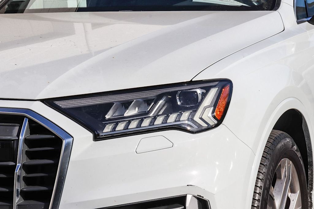 Thumbnail: 2023 Audi Q7 - 9