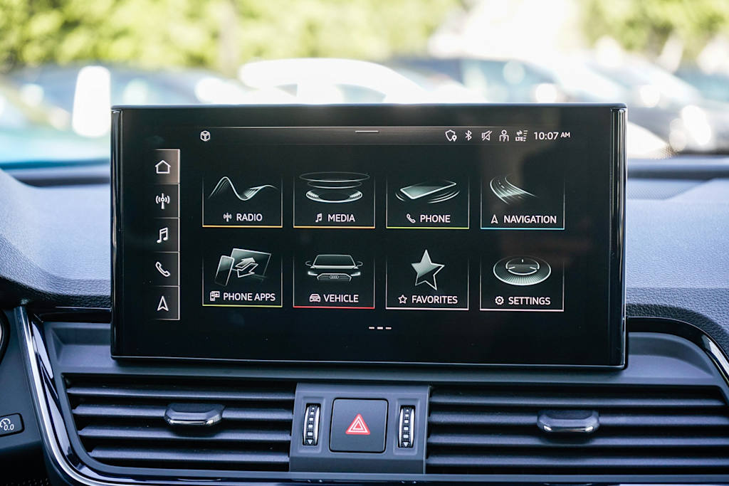 Thumbnail: 2023 Audi SQ5 - 12