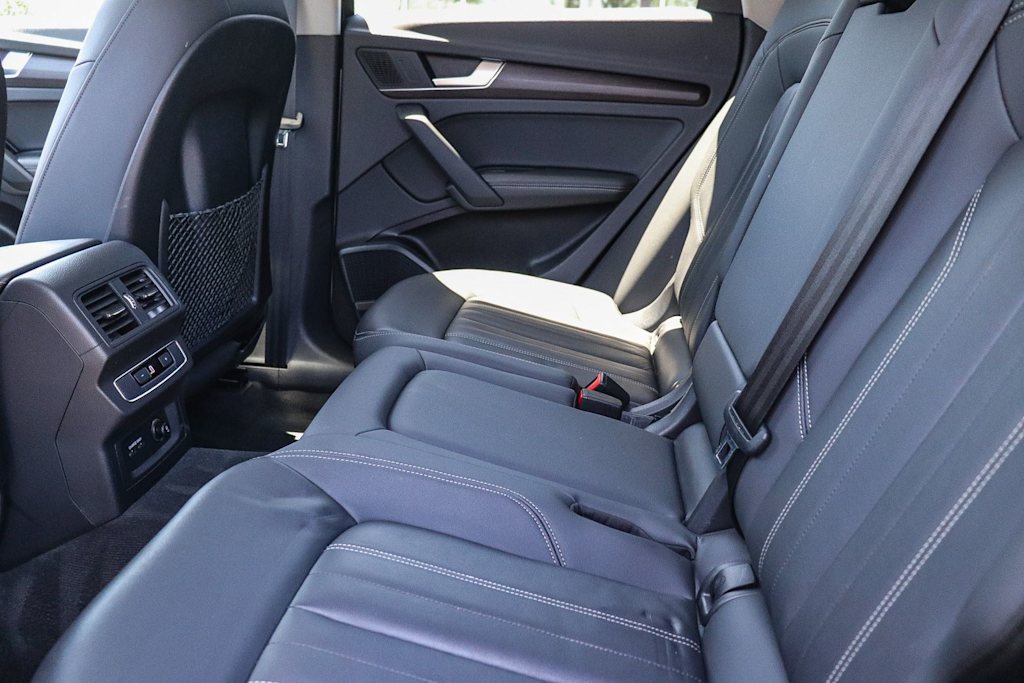 Thumbnail: 2021 Audi Q5 - 11