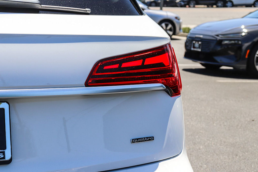 Thumbnail: 2021 Audi Q5 - 22