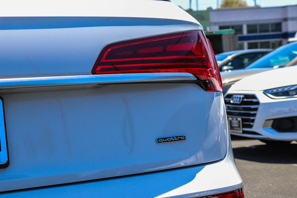 Thumbnail: 2024 Audi Q5 - 12