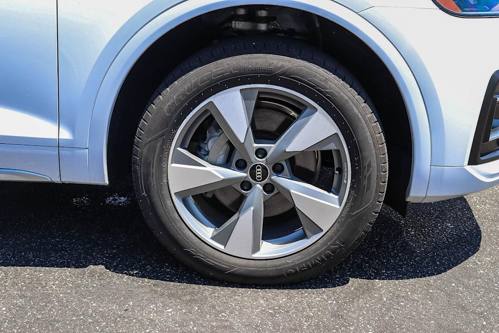 Thumbnail: 2024 Audi Q5 - 5