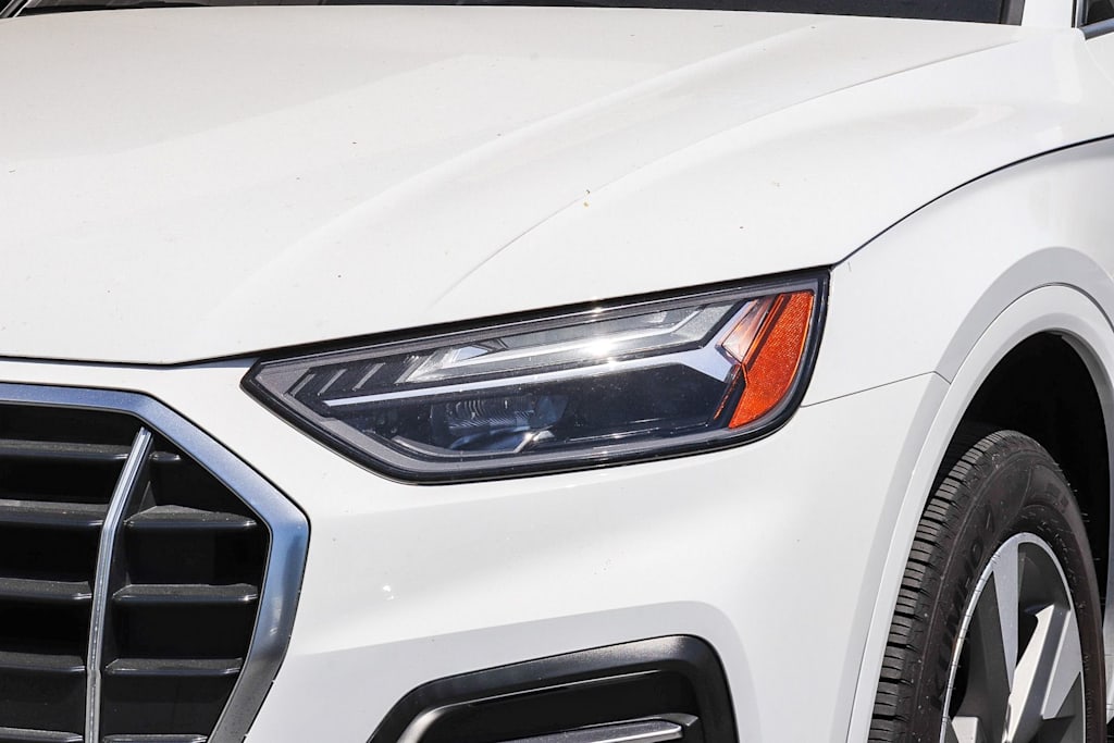 Thumbnail: 2023 Audi Q5 - 9