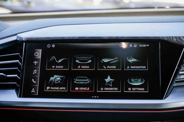 Thumbnail: 2023 Audi Q4 e-tron - 14