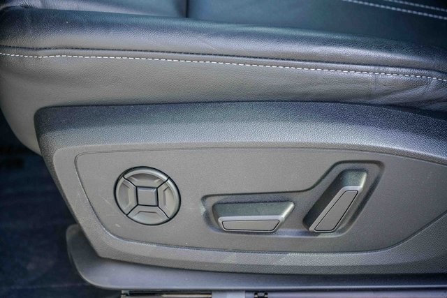 Thumbnail: 2023 Audi Q4 e-tron - 24