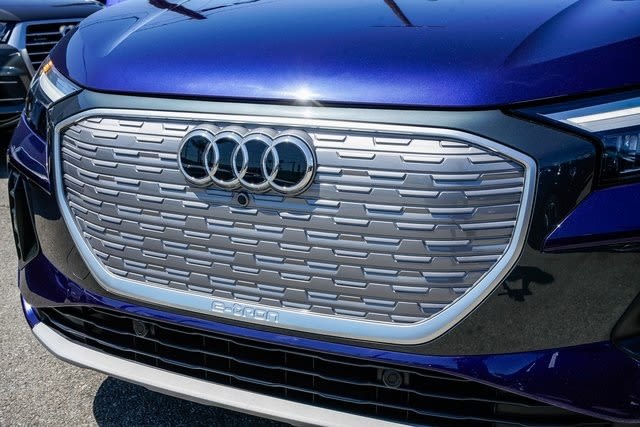 2023 Audi Q4 e-tron Premium Plus 30