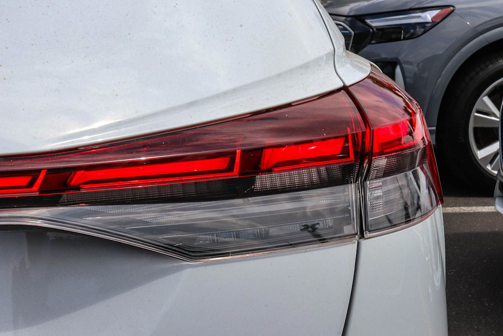 Thumbnail: 2023 Audi Q4 e-tron - 12