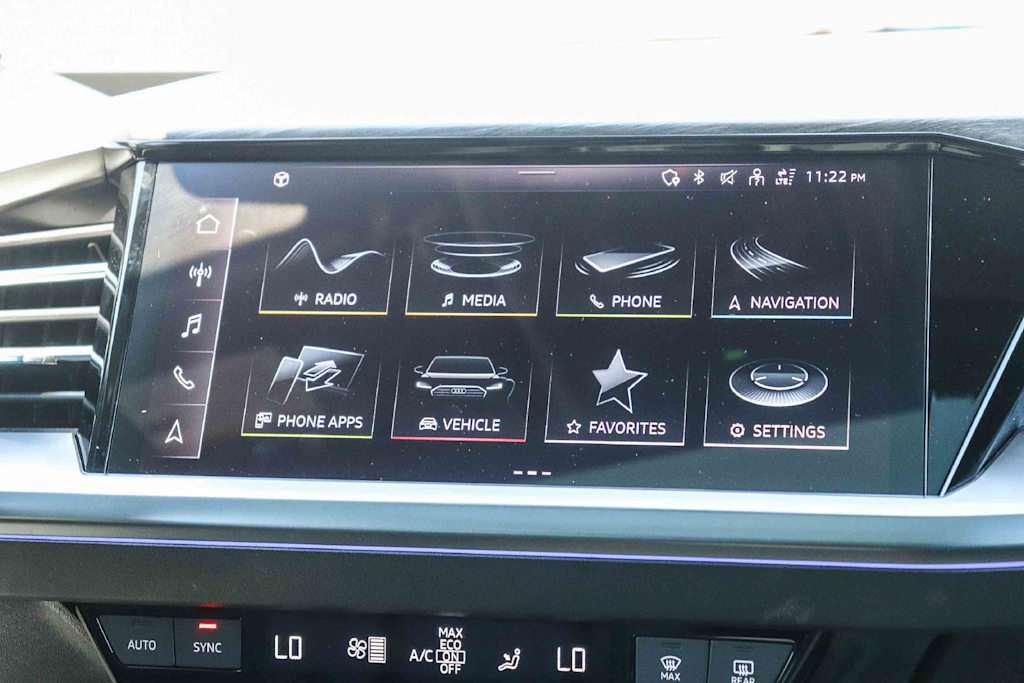 Thumbnail: 2023 Audi Q4 e-tron - 4