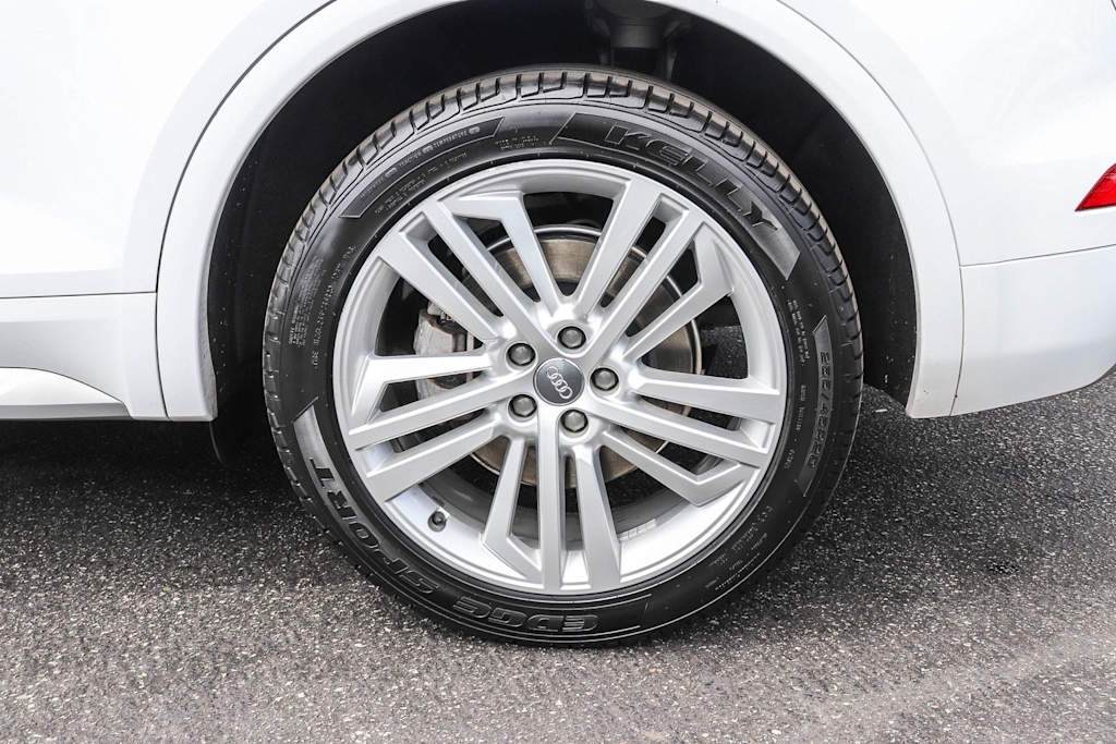 Thumbnail: 2019 Audi Q5 - 21