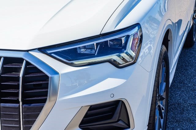 2022 Audi Q3 Premium Plus 21