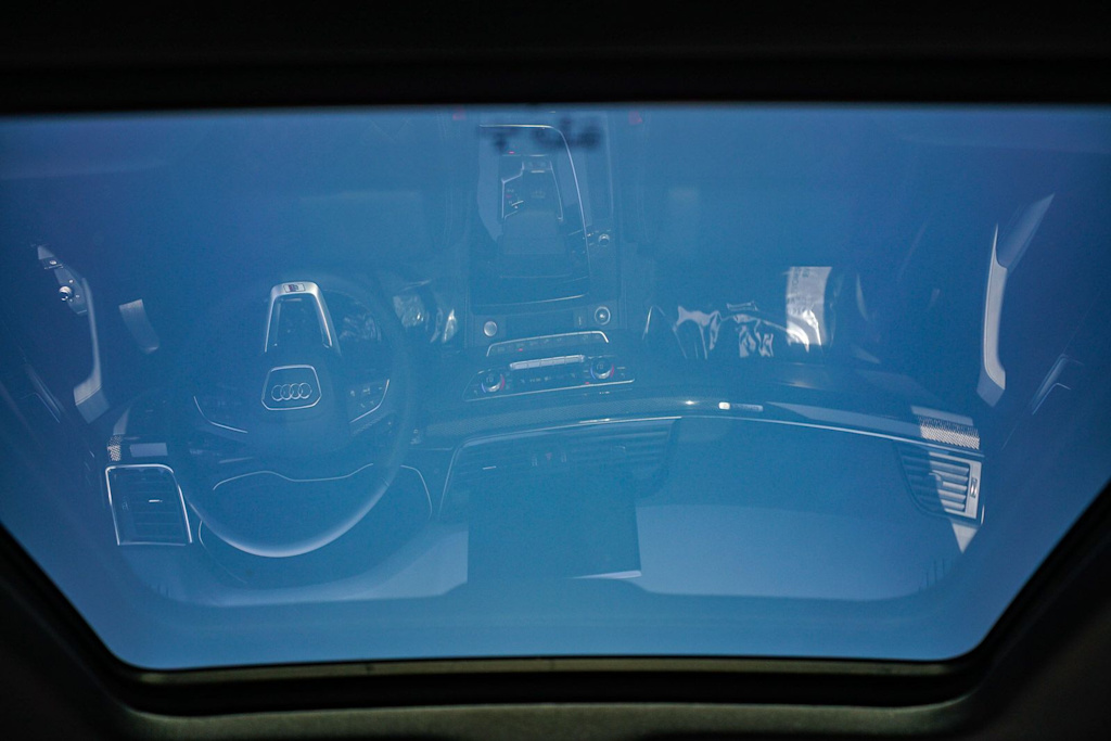 Thumbnail: 2023 Audi SQ5 - 11