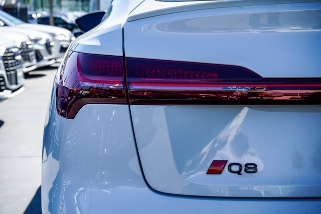 Thumbnail: 2024 Audi Q8 e-tron - 11