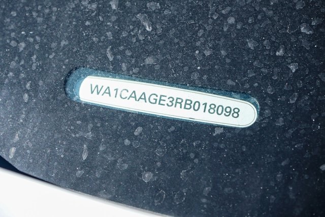 Thumbnail: 2024 Audi Q8 e-tron - 7