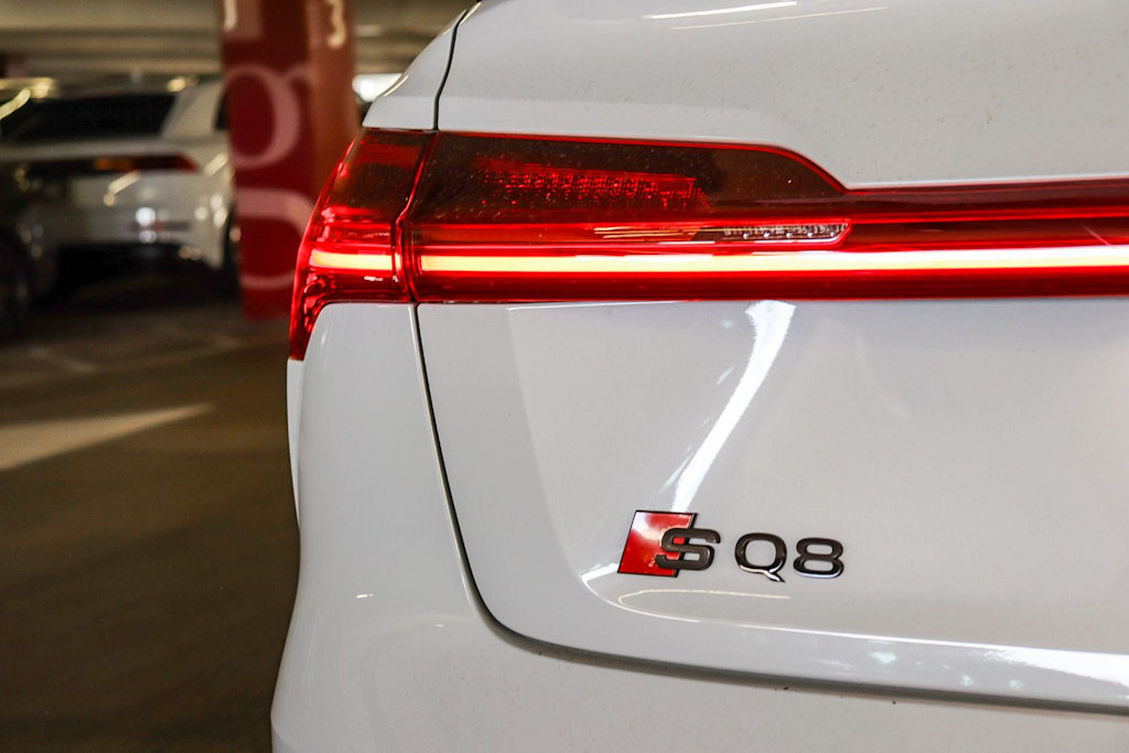 Thumbnail: 2024 Audi Q8 e-tron - 4