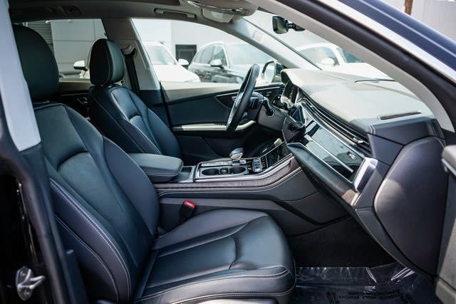 Thumbnail: 2022 Audi Q8 - 8