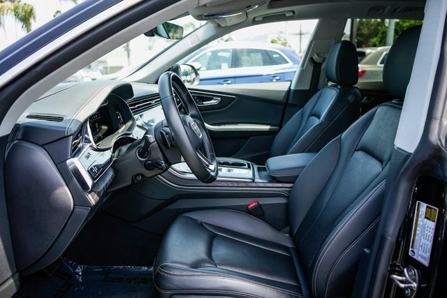 Thumbnail: 2022 Audi Q8 - 9