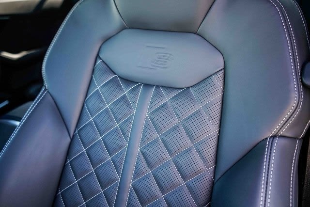 Thumbnail: 2024 Audi SQ8 - 6