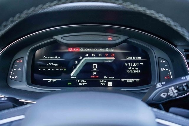 Thumbnail: 2024 Audi SQ8 - 16