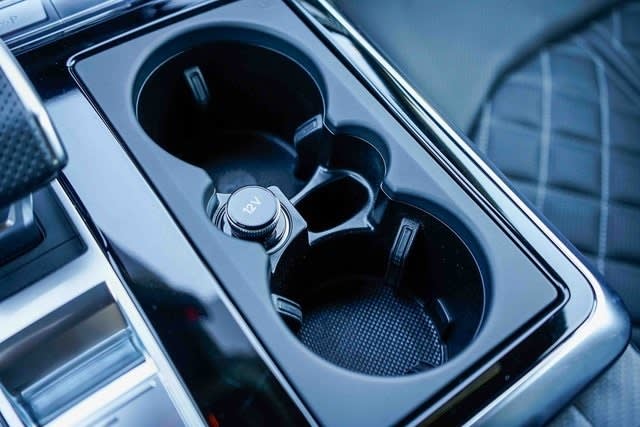 Thumbnail: 2024 Audi SQ8 - 28