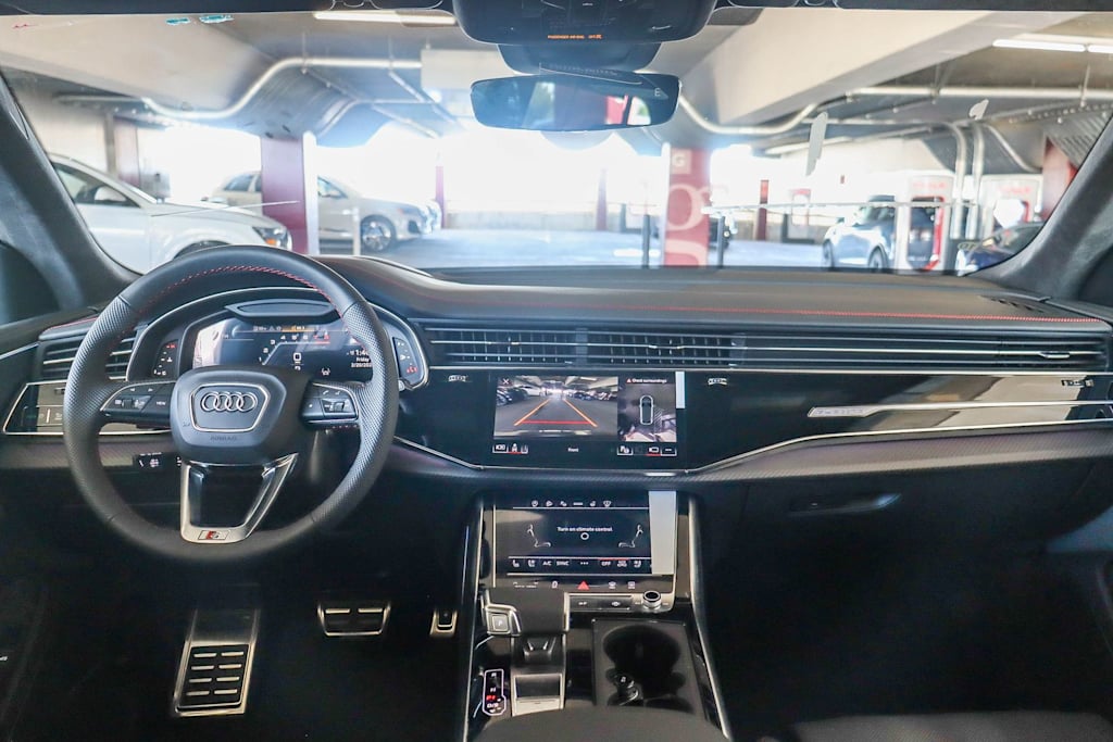Thumbnail: 2026 Audi SQ8 - 2