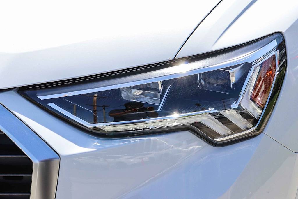 Thumbnail: 2023 Audi Q3 - 20