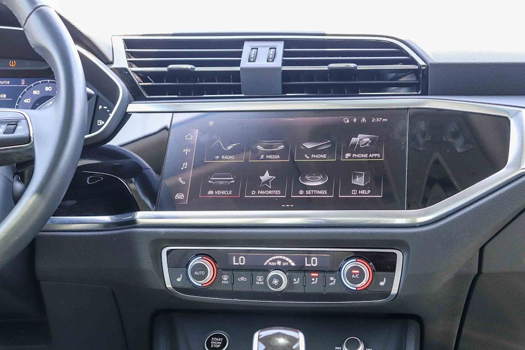 Thumbnail: 2023 Audi Q3 - 13