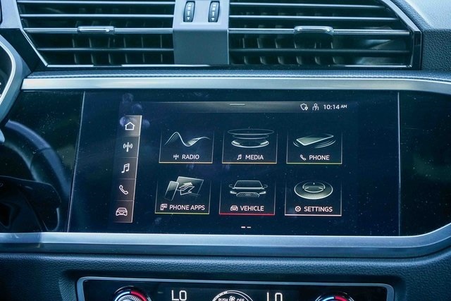 Thumbnail: 2022 Audi Q3 - 13