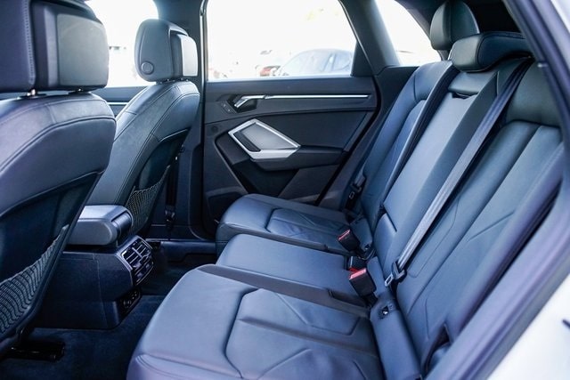 Thumbnail: 2023 Audi Q3 - 12