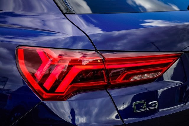 2024 Audi Q3 Premium 21
