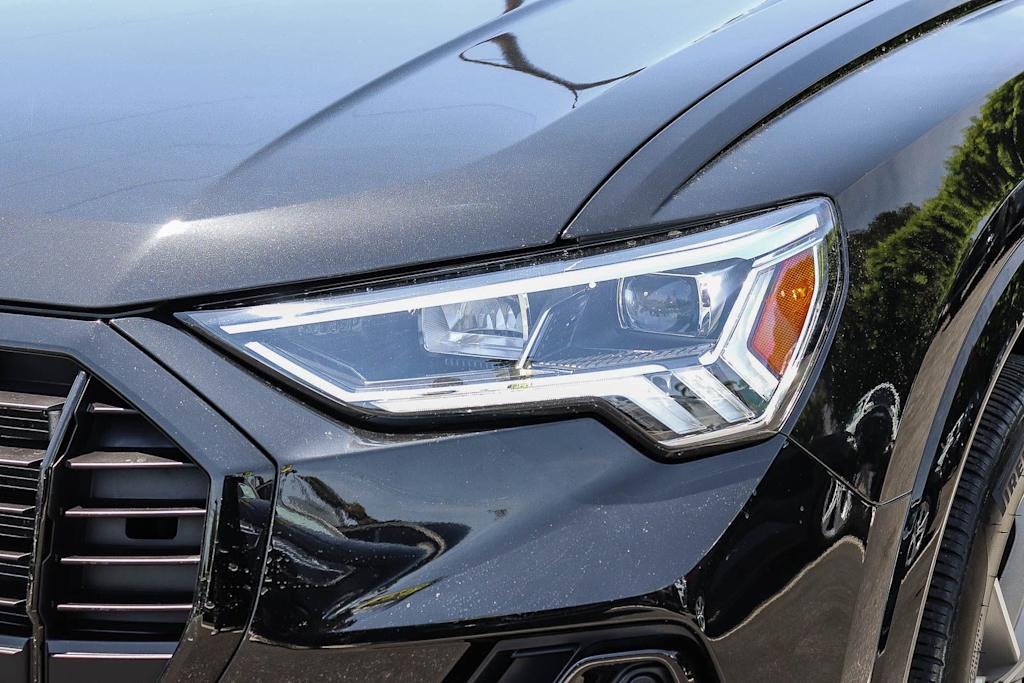Thumbnail: 2025 Audi Q3 - 19