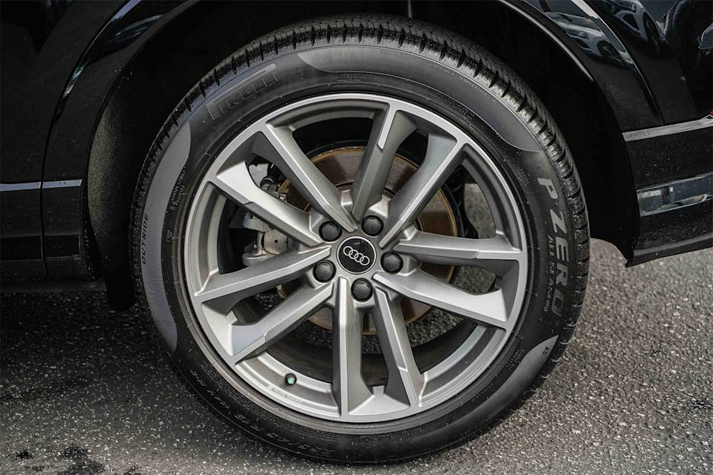 Thumbnail: 2025 Audi Q3 - 6