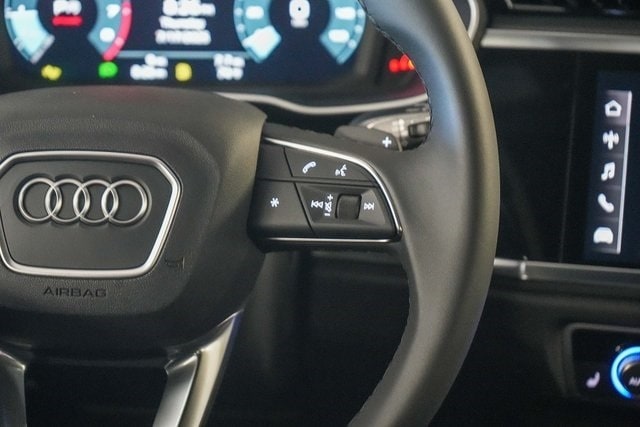 Thumbnail: 2025 Audi Q3 - 28