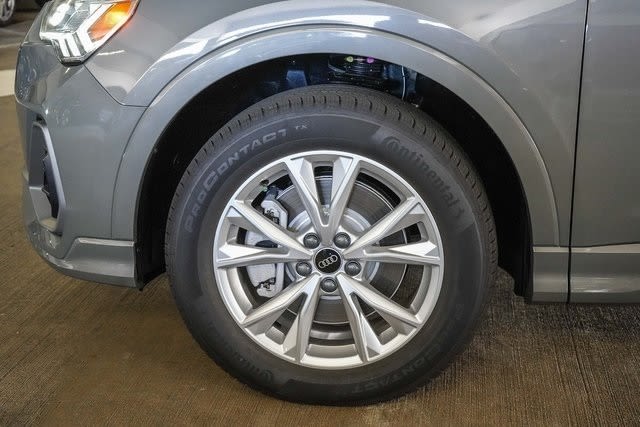 Thumbnail: 2025 Audi Q3 - 7