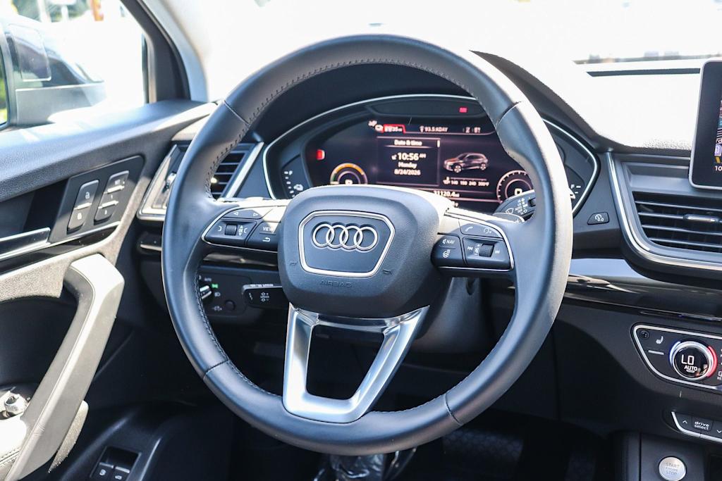 Thumbnail: 2020 Audi Q5 - 13