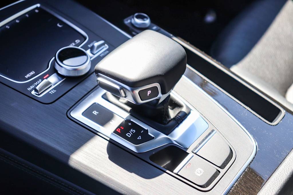 Thumbnail: 2020 Audi Q5 - 15
