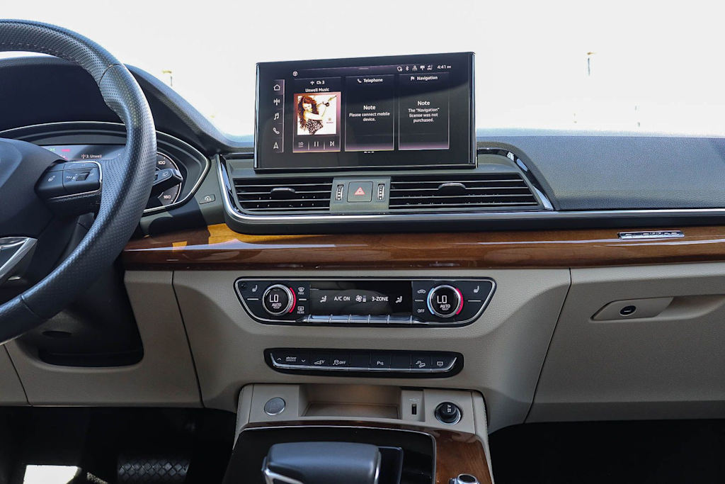 Thumbnail: 2024 Audi Q5 - 12