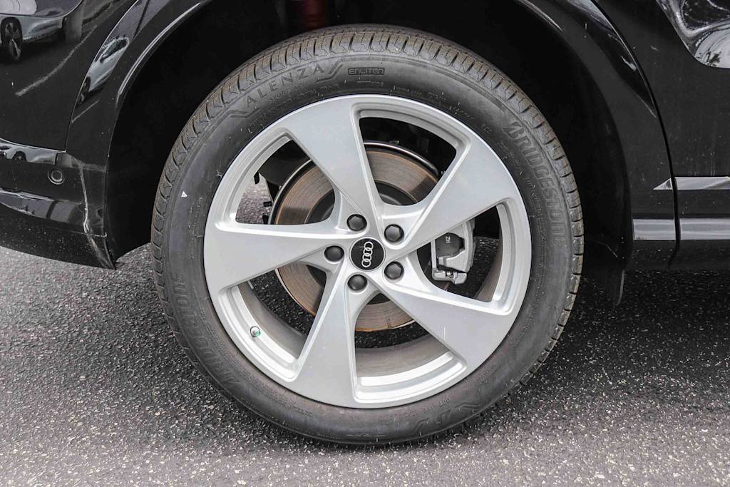 Thumbnail: 2026 Audi Q5 - 18