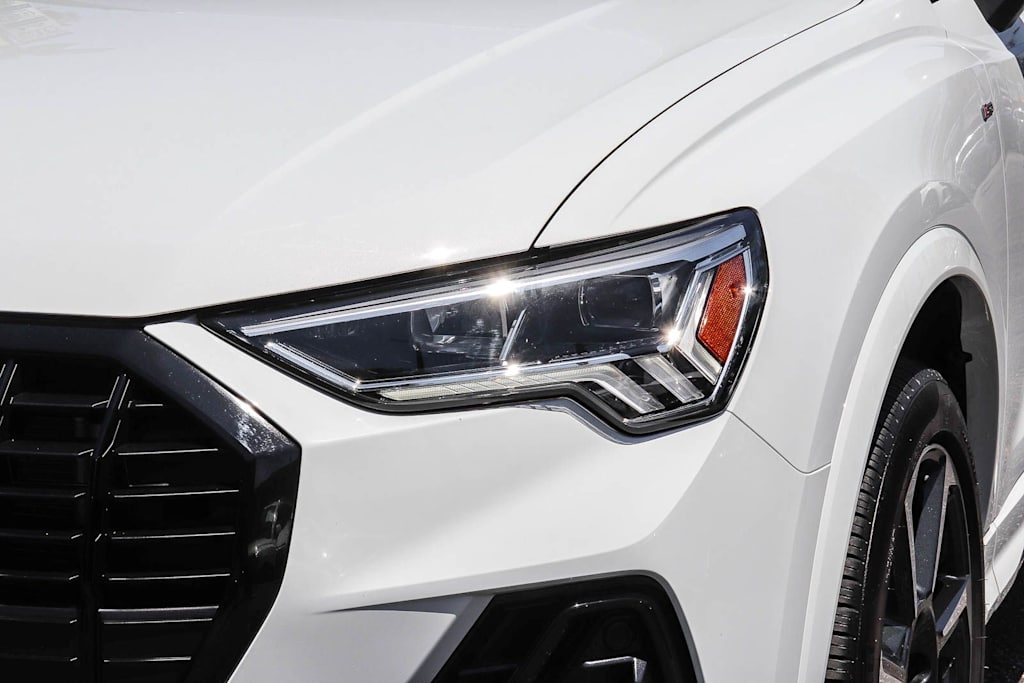 Thumbnail: 2025 Audi Q3 - 20