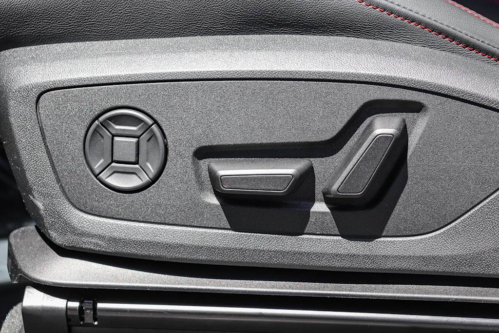 Thumbnail: 2025 Audi Q3 - 25