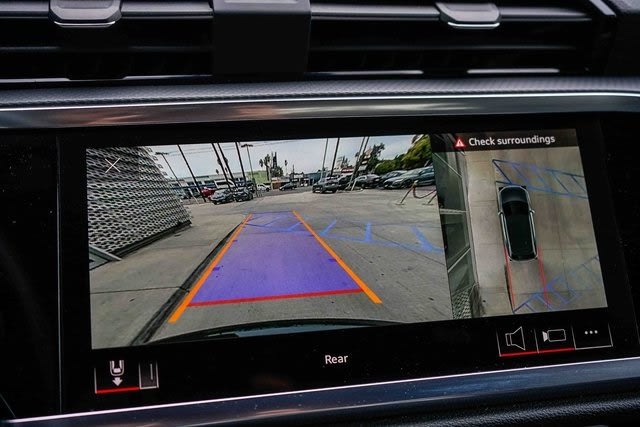 Thumbnail: 2023 Audi Q3 - 26