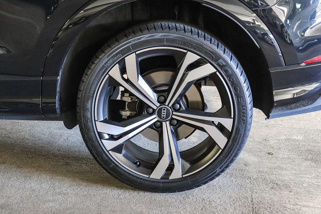 Thumbnail: 2023 Audi Q3 - 11